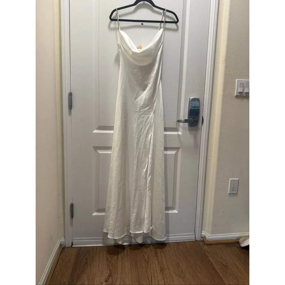 GIGII'S Women's Aure Shine Maxi Dress Bridal White size S Preloved - Picture 3 of 5
